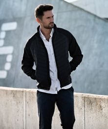 Bloomsdale – comfortable hybrid jacket